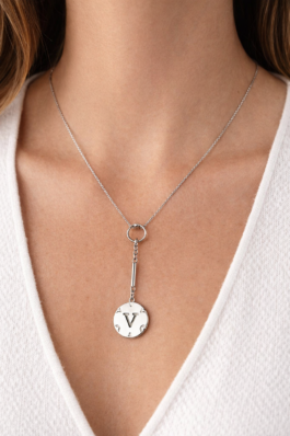 Madalyon Detaylı Çelik Kolye